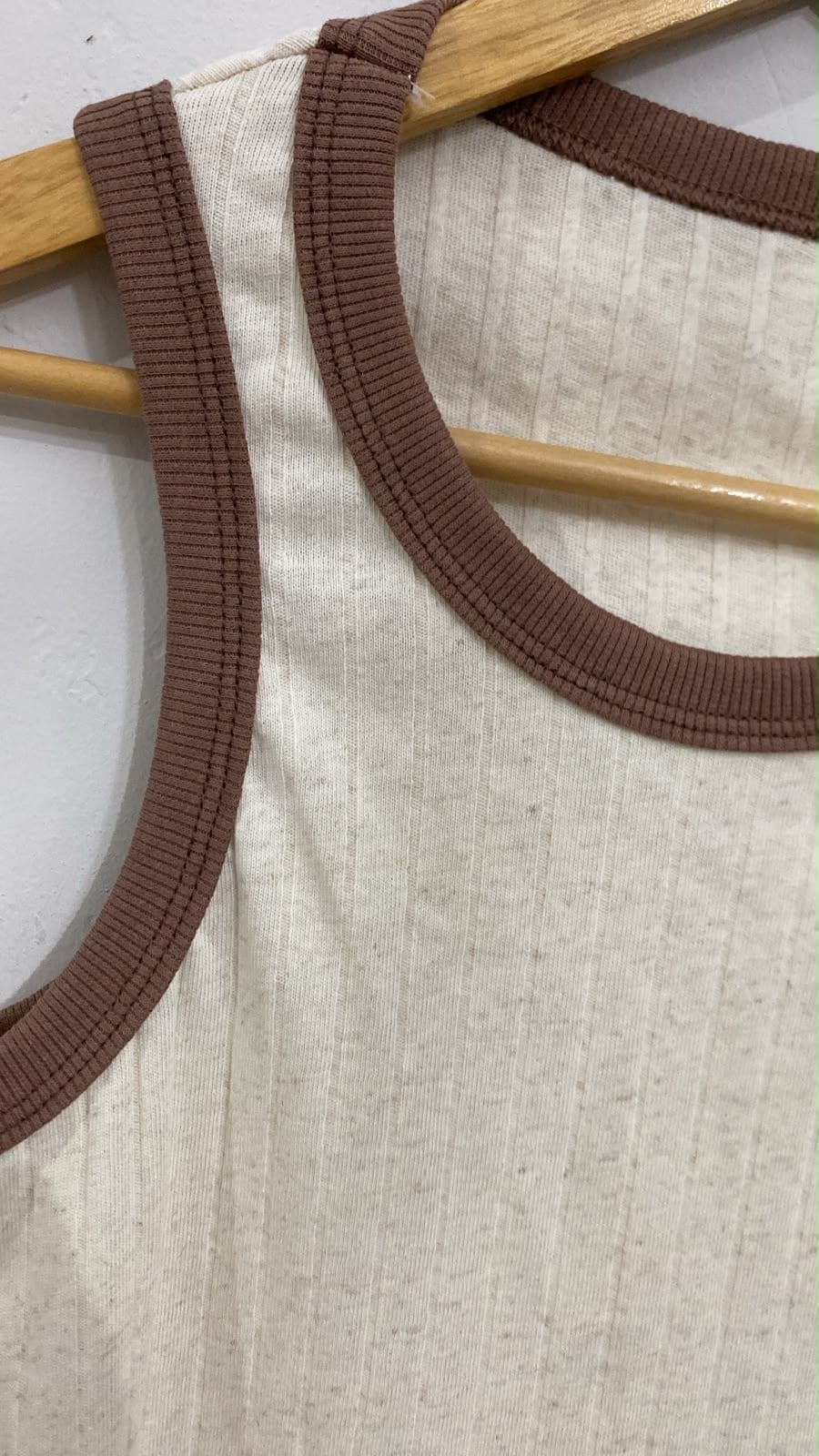 Regata Bicolor Offwhite com Marrom - REF. 037 — foto 2